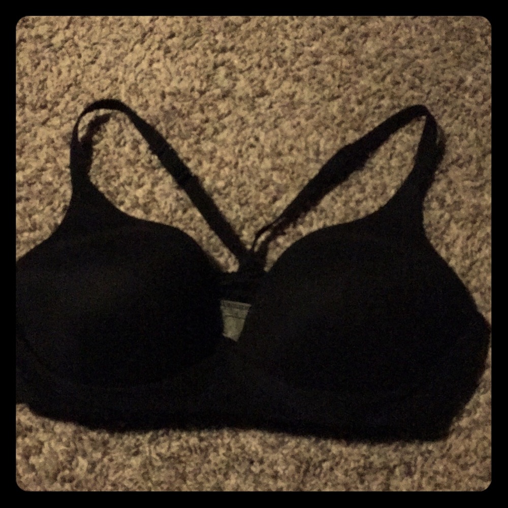 38d body by Victoria lightly lined plunge bra
